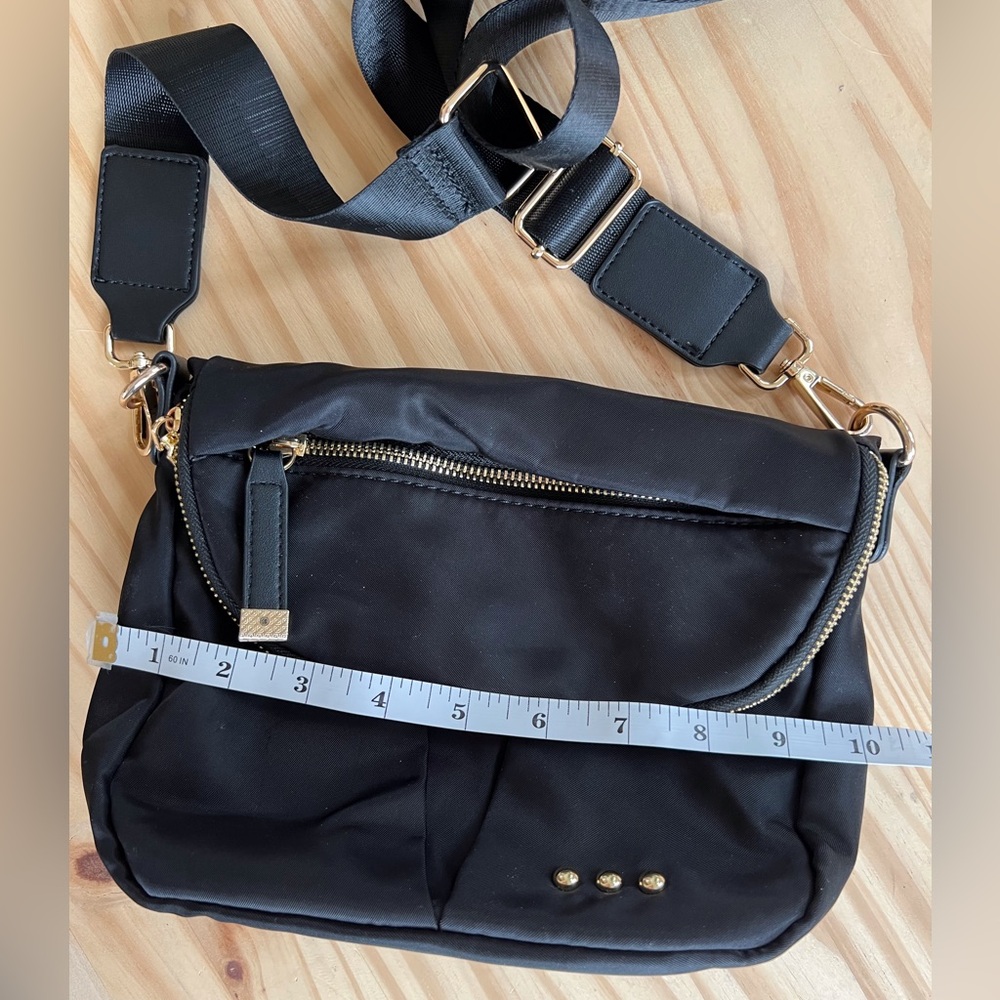 Black Crossbody